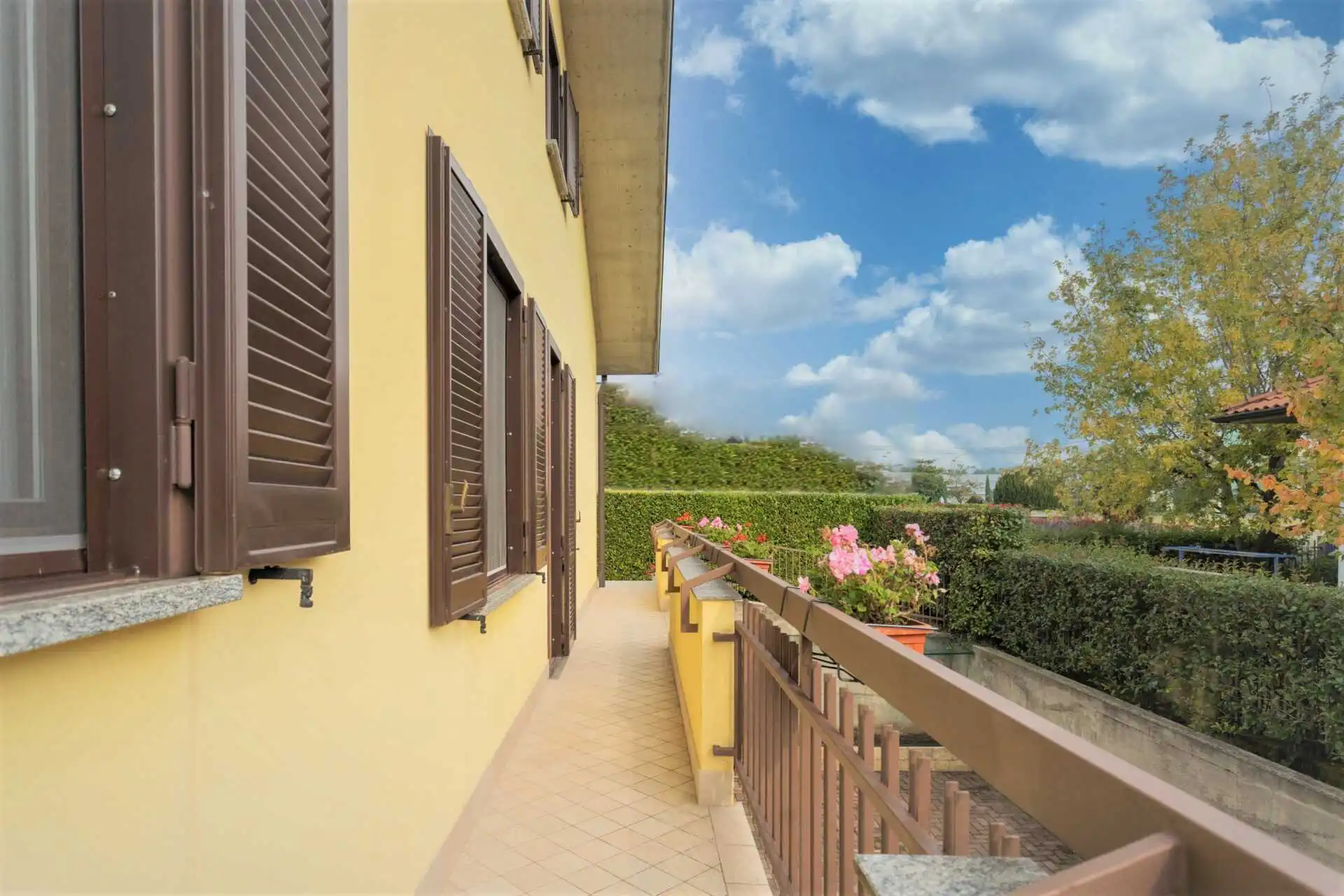 Roncello-vendita-villa-bifamiliare-agenzia-immobiliare-casa&style (52)