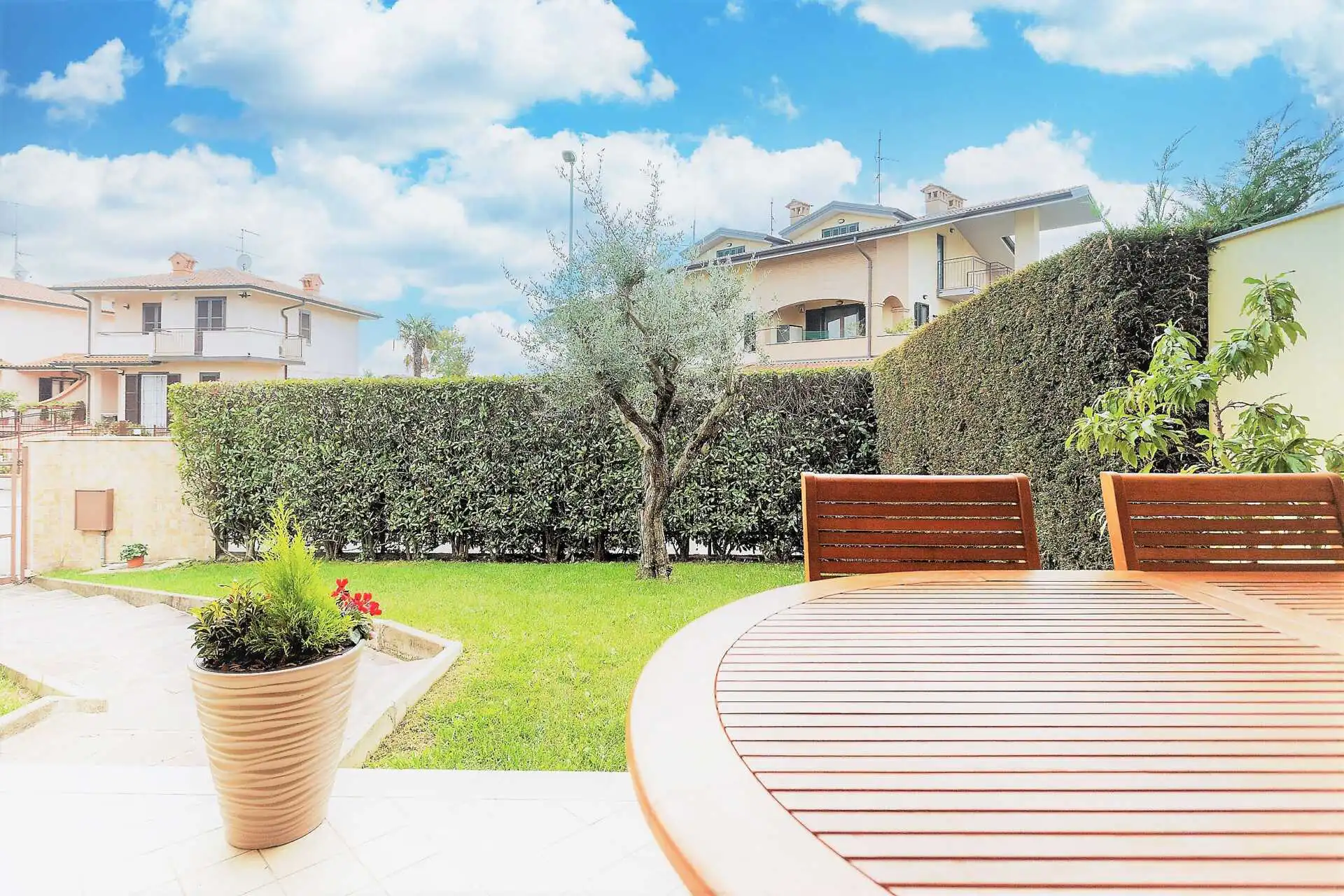 Roncello-vendita-villa-bifamiliare-agenzia-immobiliare-casa&style (7)