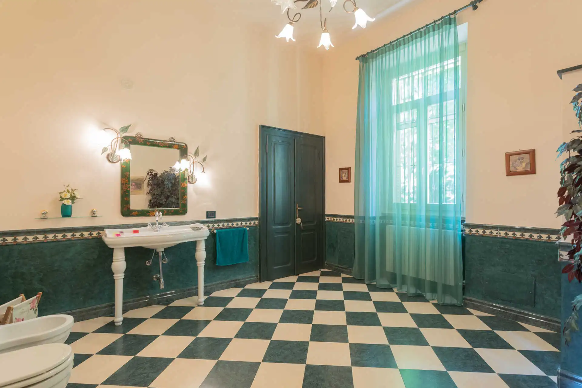 villa-depoca-con-piscina-in-vendita-a-velezzo-lomellina-immobiliare-casa&style-interni-villa (17)
