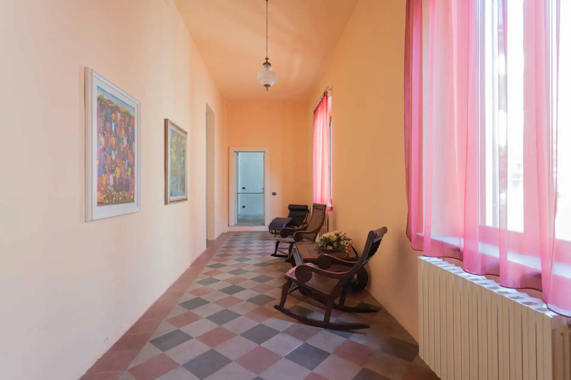 villa-depoca-con-piscina-in-vendita-a-velezzo-lomellina-immobiliare-casa&style-interni-villa (18)