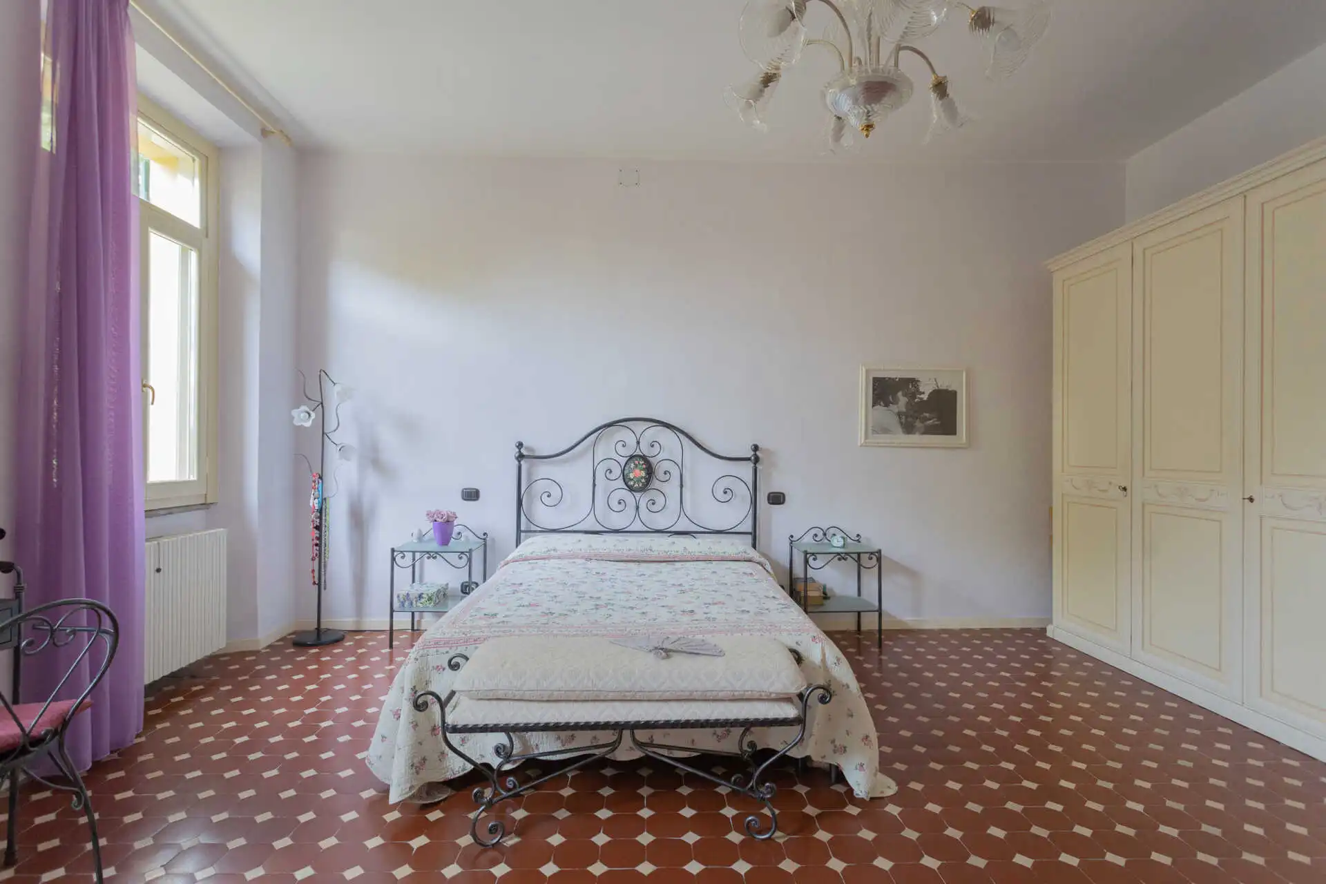 villa-depoca-con-piscina-in-vendita-a-velezzo-lomellina-immobiliare-casa&style-interni-villa (5)