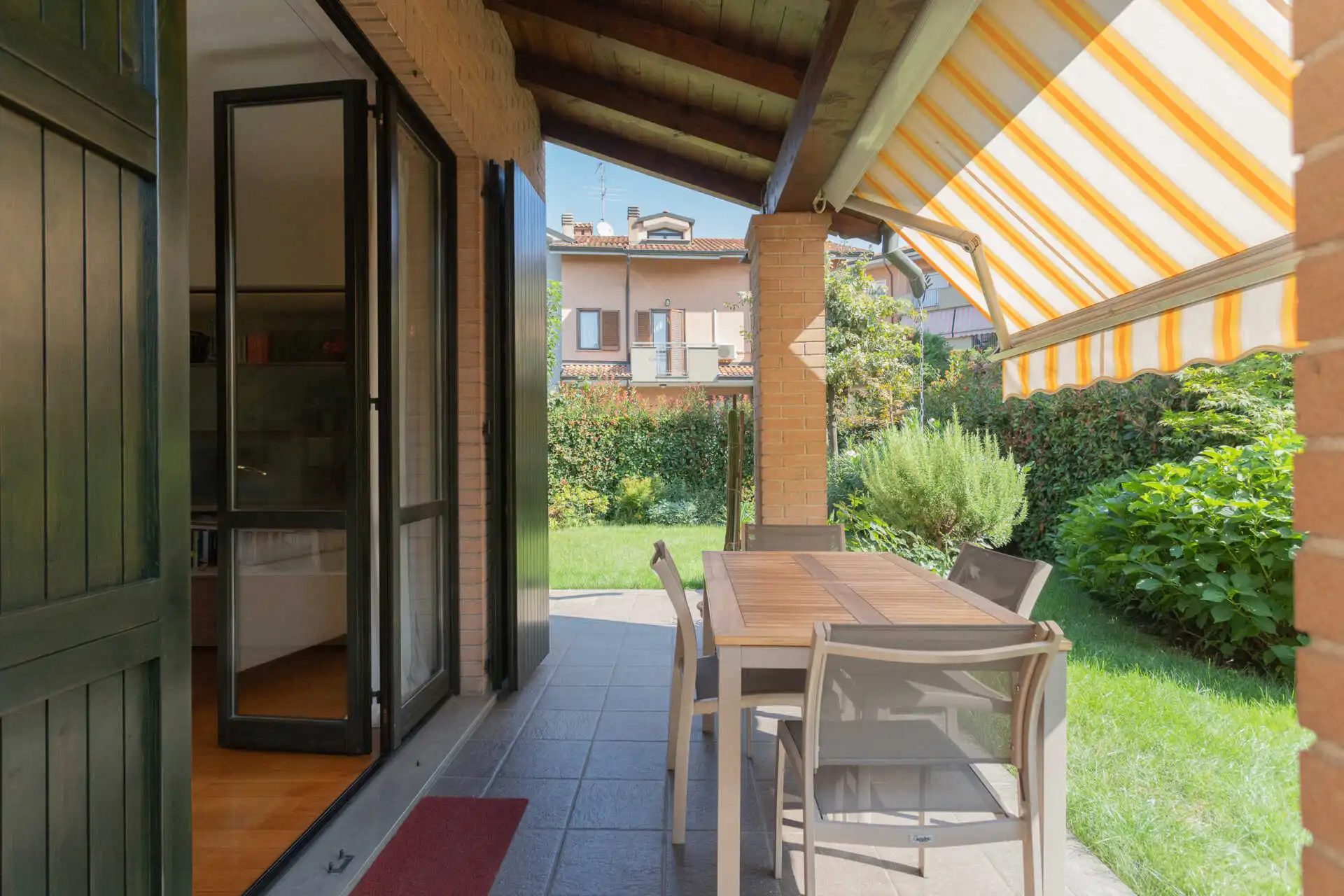 villa-di-testa-in-vendita-a-trezzo-sull-adda-immobiliare-milano-brianza-casa&style (18)