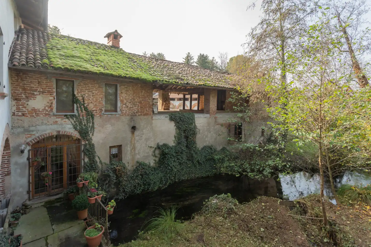 Casale-con-mulino-in-vendita-Pavia-Gambolo (16) (FILEminimizer)