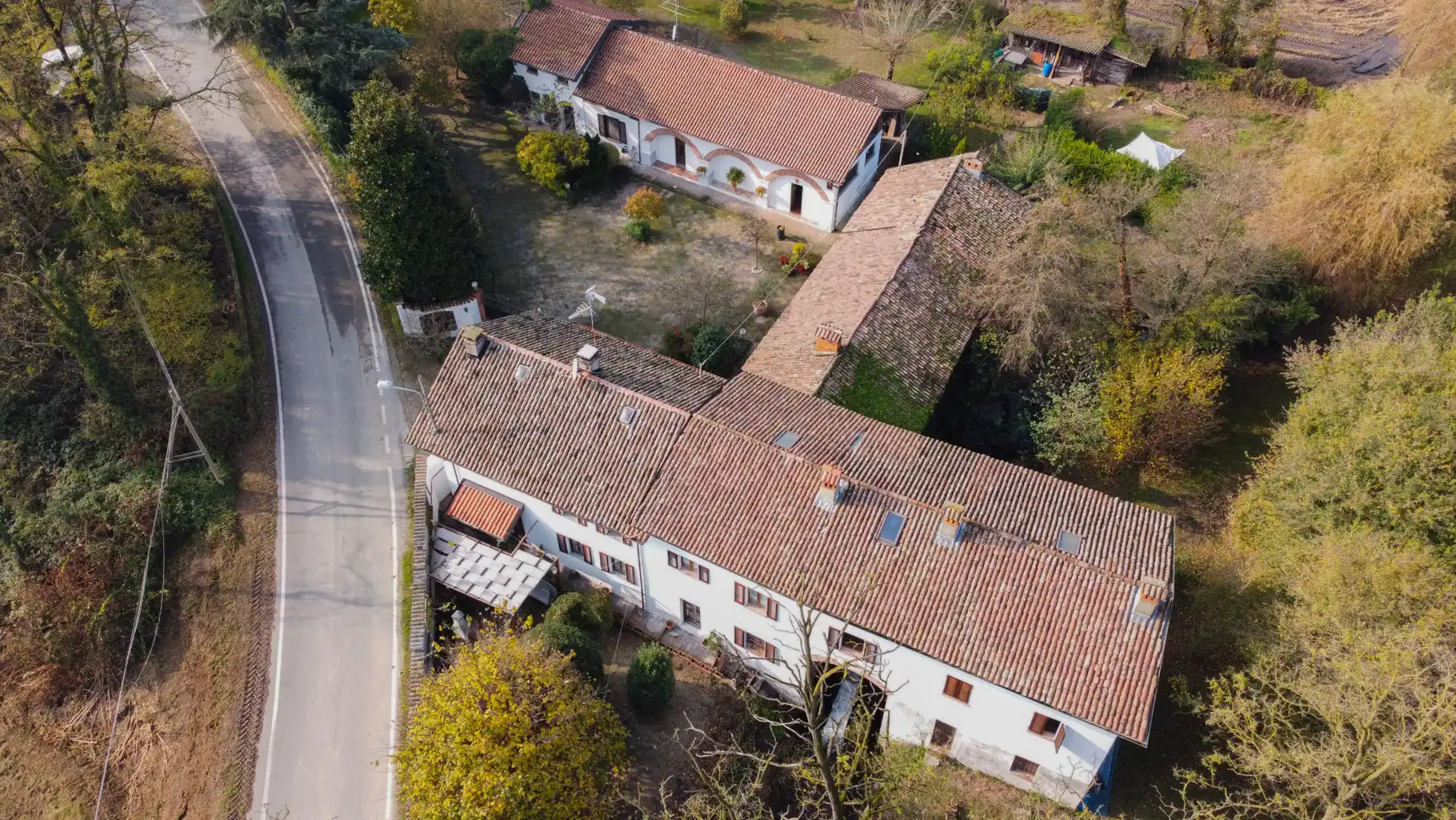Casale-con-mulino-in-vendita-Pavia-Gambolo (4)