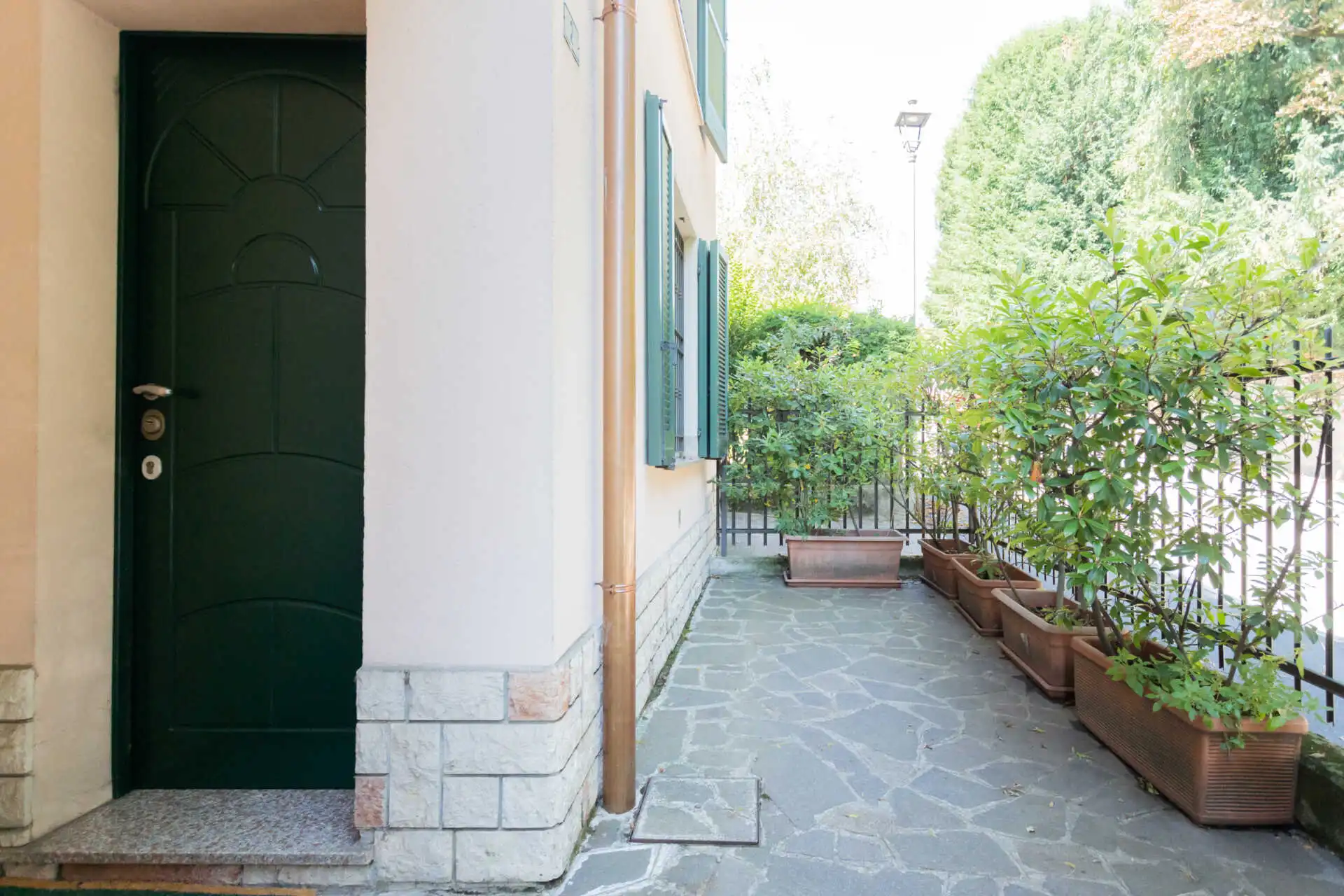 appartamento-con-giardino-in-vendita-a-usmate (15)