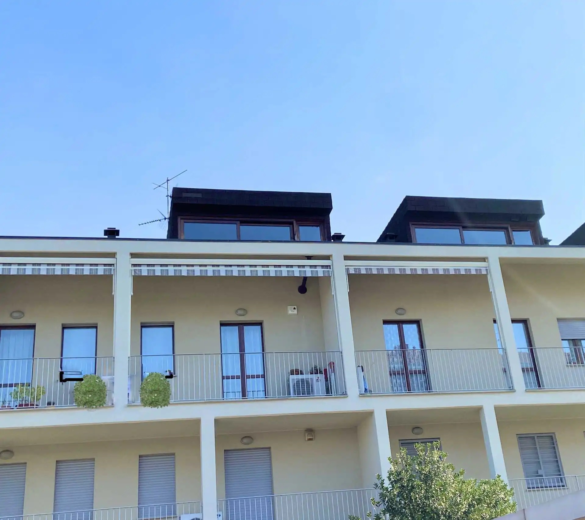 attico-con-terrazzo-in-vendita-a-burago-di-molgora (1)