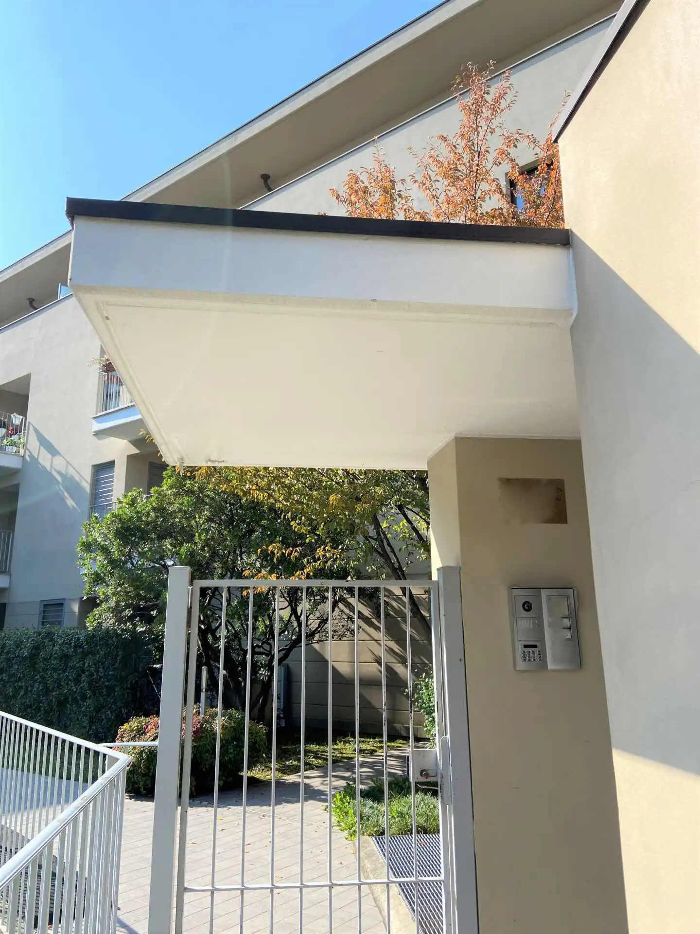 attico-con-terrazzo-in-vendita-a-burago-di-molgora (4)