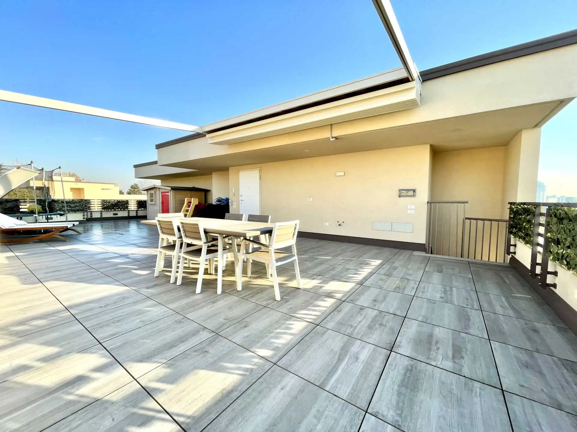 appartamento-ultimo-piano-con-terrazzo-in-vendita-a-vimercate-casa&style-immobiliare-milano-e-brianza (10)