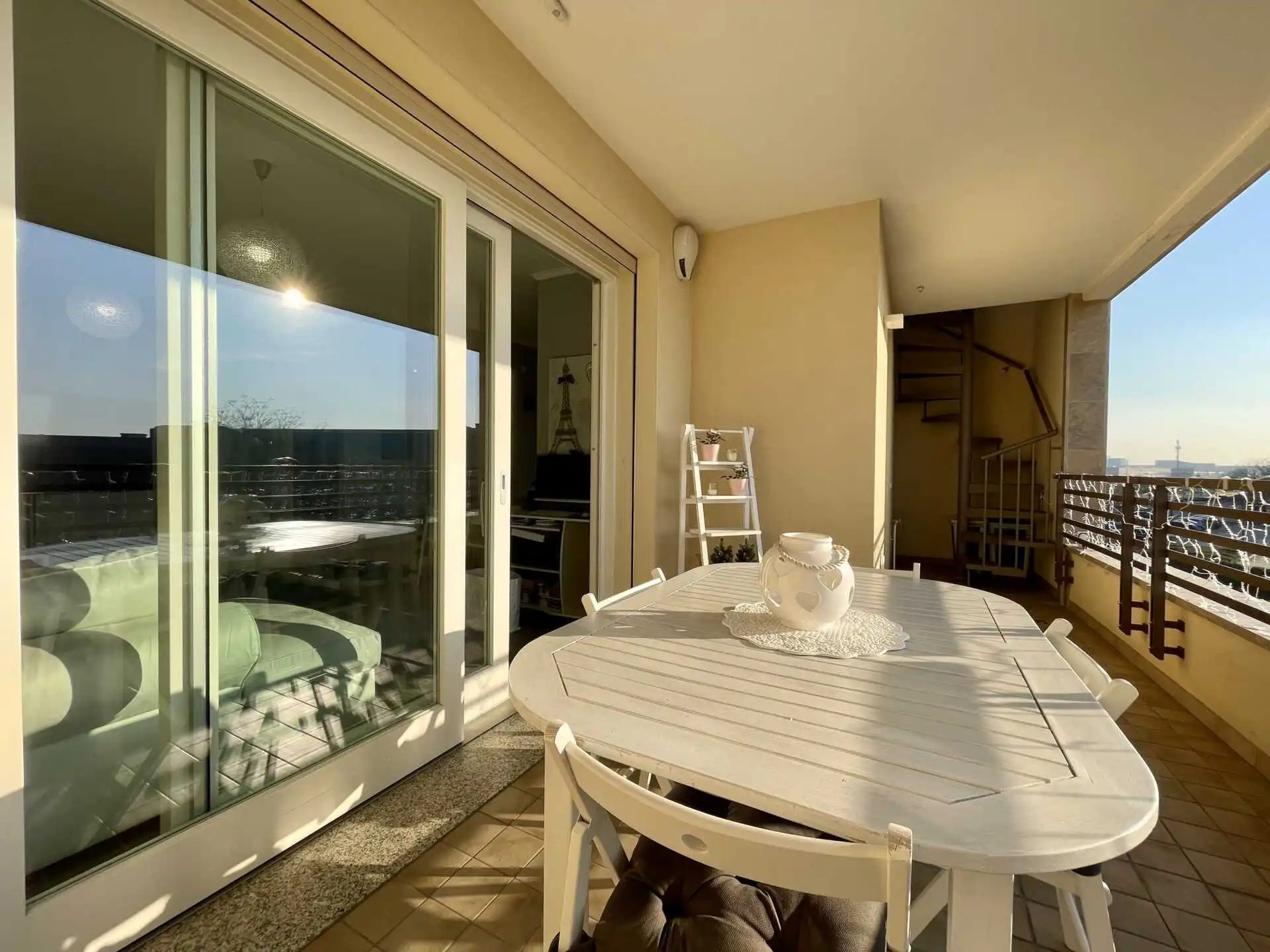appartamento-ultimo-piano-con-terrazzo-in-vendita-a-vimercate-casa&style-immobiliare-milano-e-brianza (14)