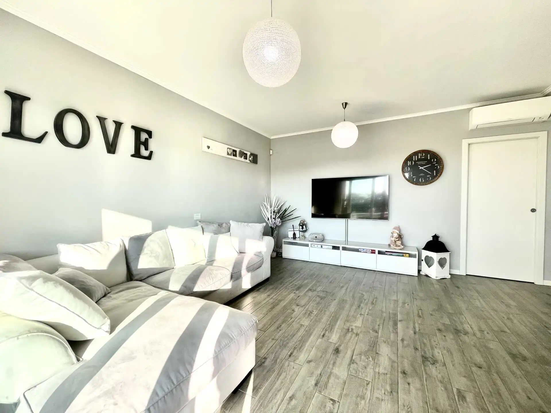 appartamento-ultimo-piano-con-terrazzo-in-vendita-a-vimercate-casa&style-immobiliare-milano-e-brianza (17)