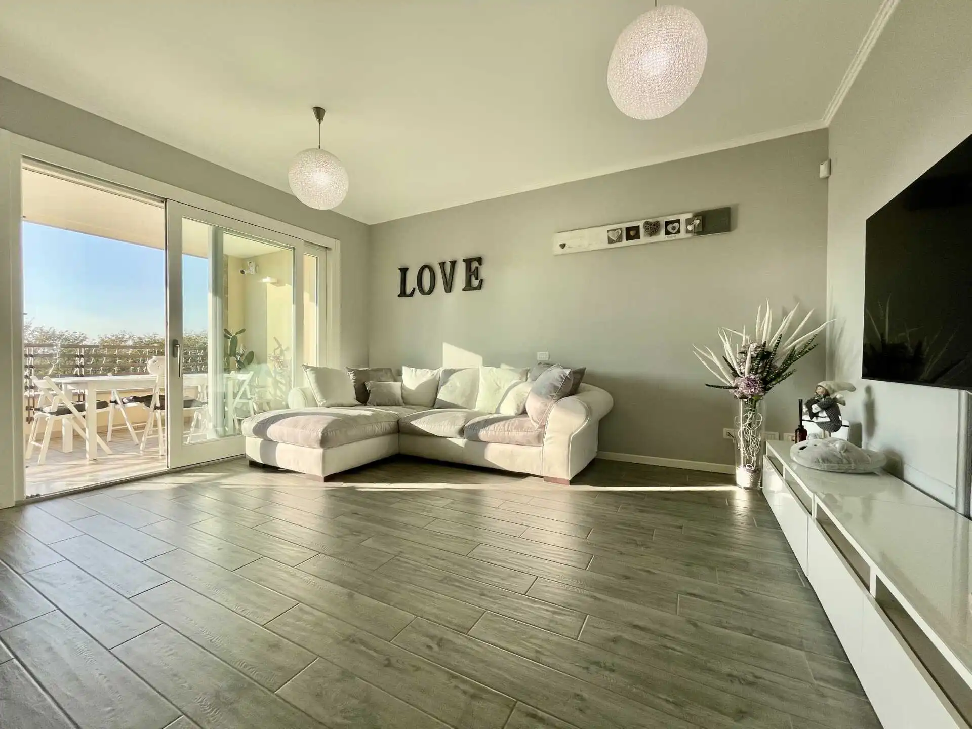 appartamento-ultimo-piano-con-terrazzo-in-vendita-a-vimercate-casa&style-immobiliare-milano-e-brianza (19)