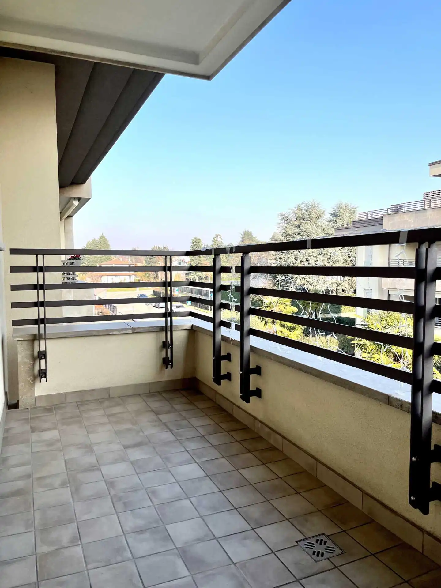 appartamento-ultimo-piano-con-terrazzo-in-vendita-a-vimercate-casa&style-immobiliare-milano-e-brianza (23)