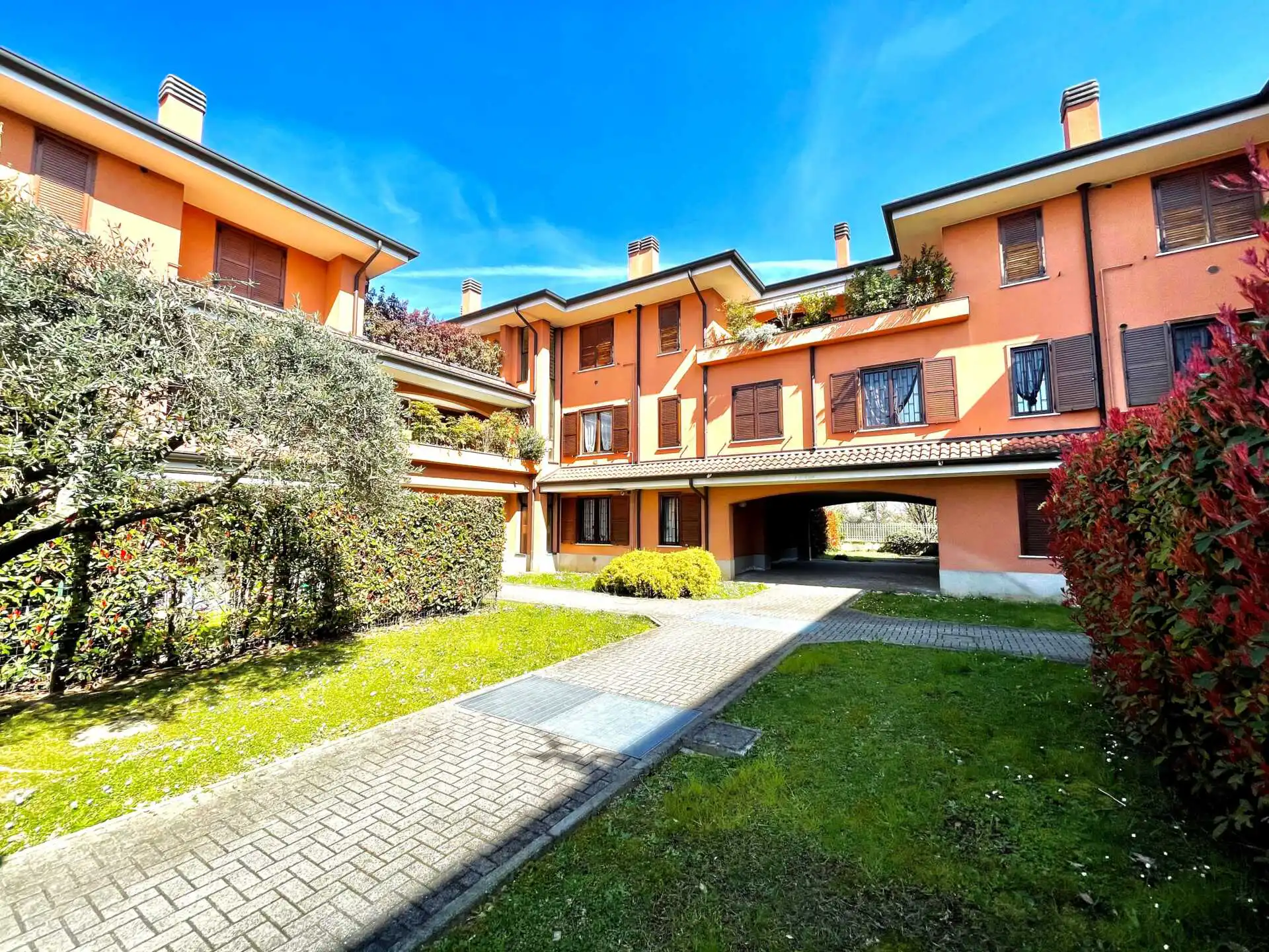 Appartamento-in-vendita-a-Cambiago-in-Brianza-bilocale-con-terrazzo-agenzia-immobiliare-milano-brianza-casa&style (22)