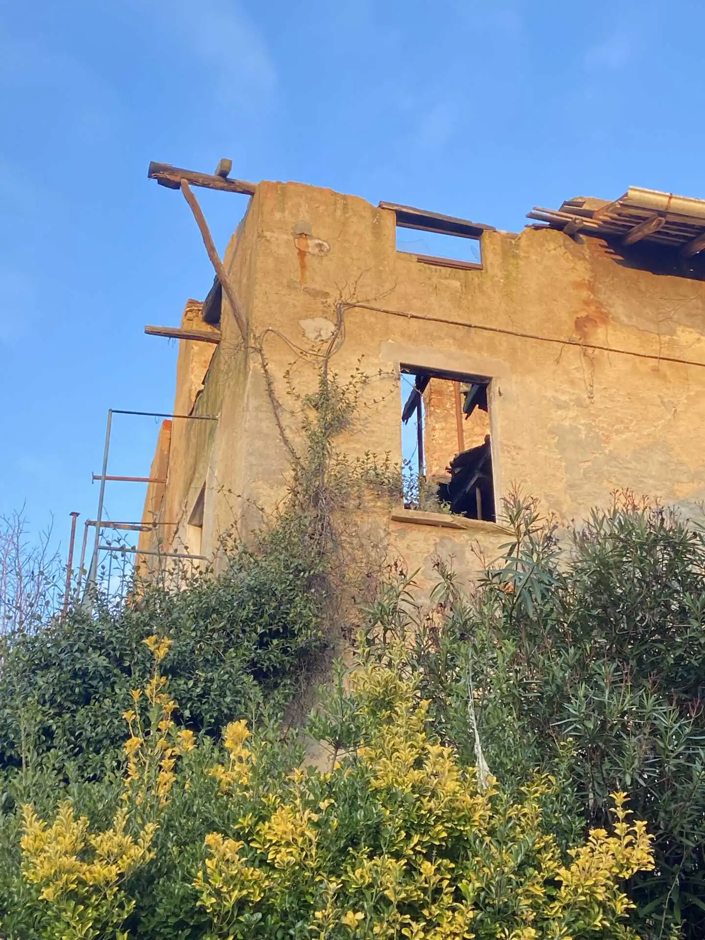 Rustici-da-ristrutturare-in-vendita-a-Missaglia (15)