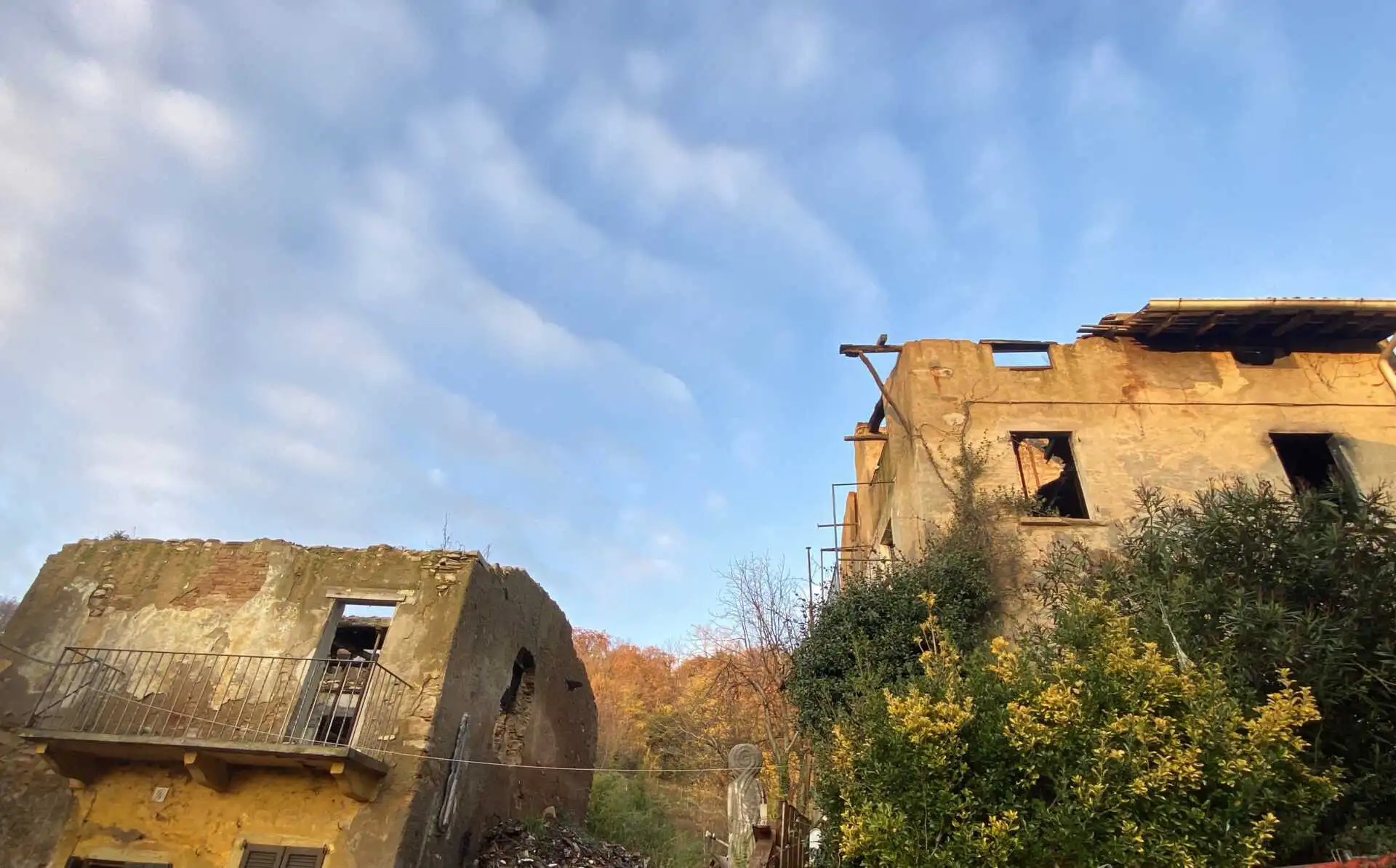 Rustici-da-ristrutturare-in-vendita-a-Missaglia (16)