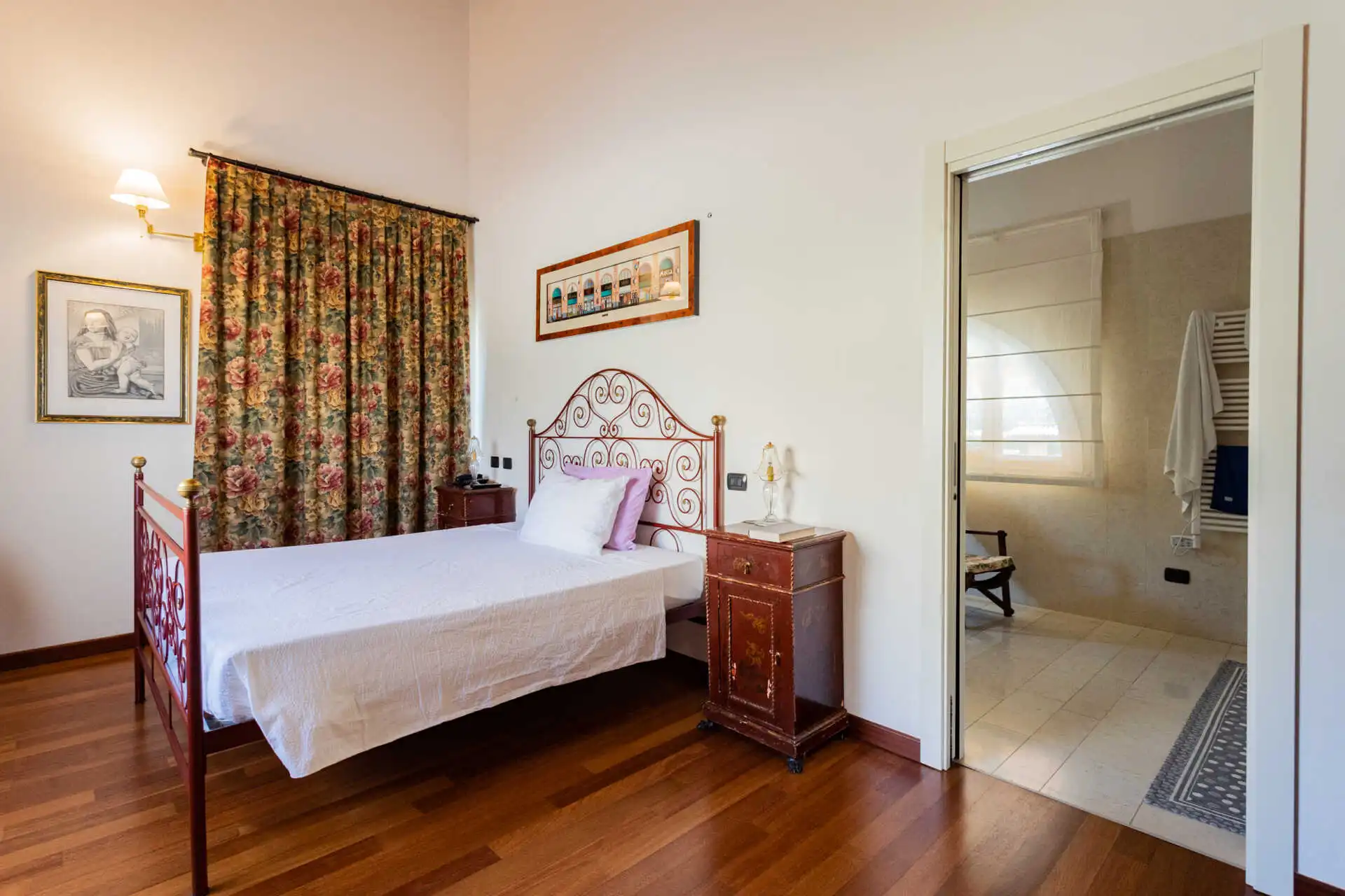 in-vendita-a-merate-villa-di-lusso-con-piscina-ex-cascina-ristrutturata-casa&style-immobiliare-milano-brianza (12)