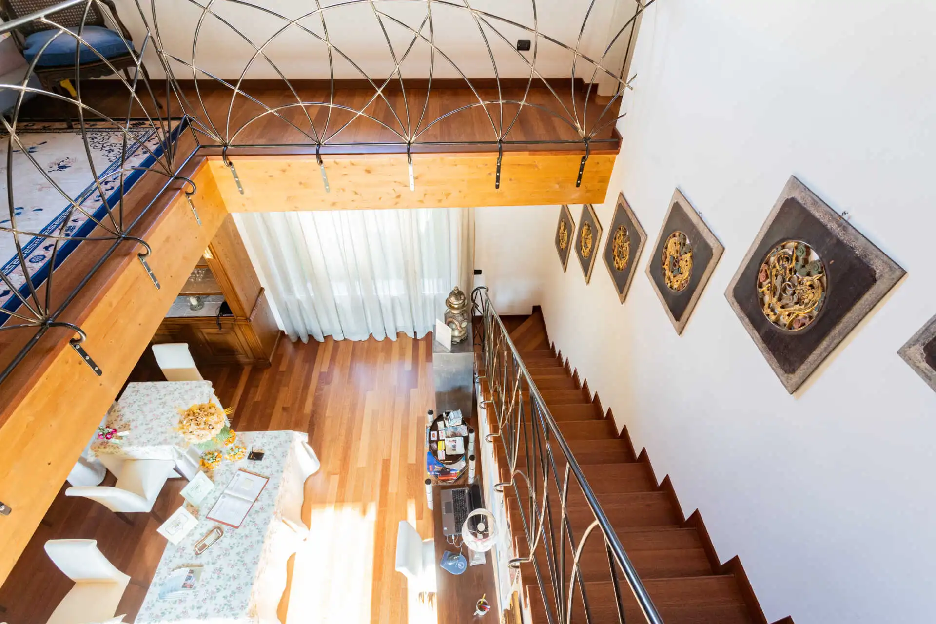 in-vendita-a-merate-villa-di-lusso-con-piscina-ex-cascina-ristrutturata-casa&style-immobiliare-milano-brianza (14)