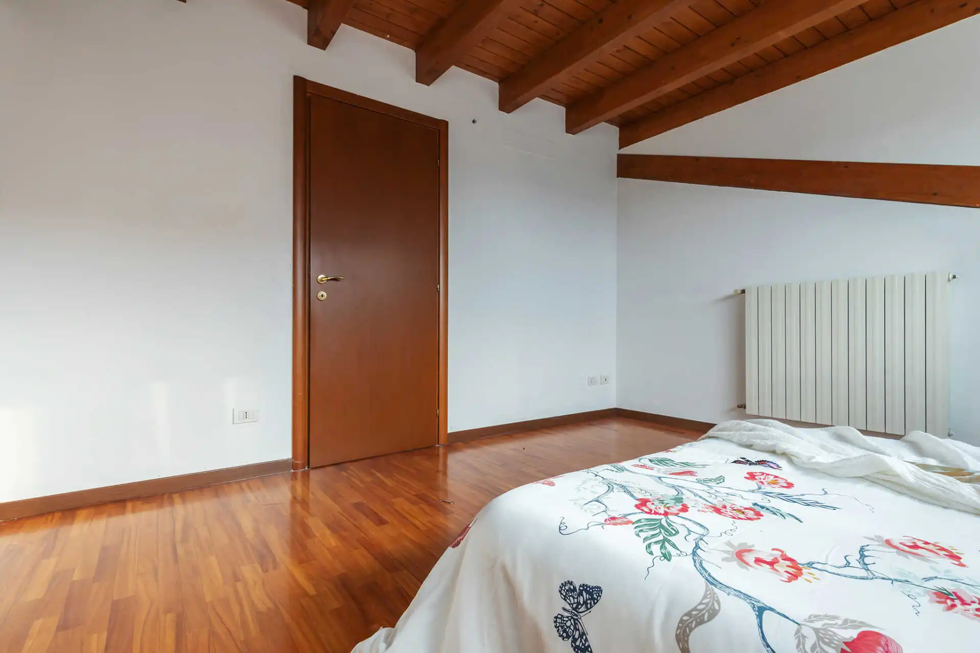 attico-con-terrazzo-in-vendita-a-burago-di-molgora-immobiliare-milano-e-brianza-casa&style (5)
