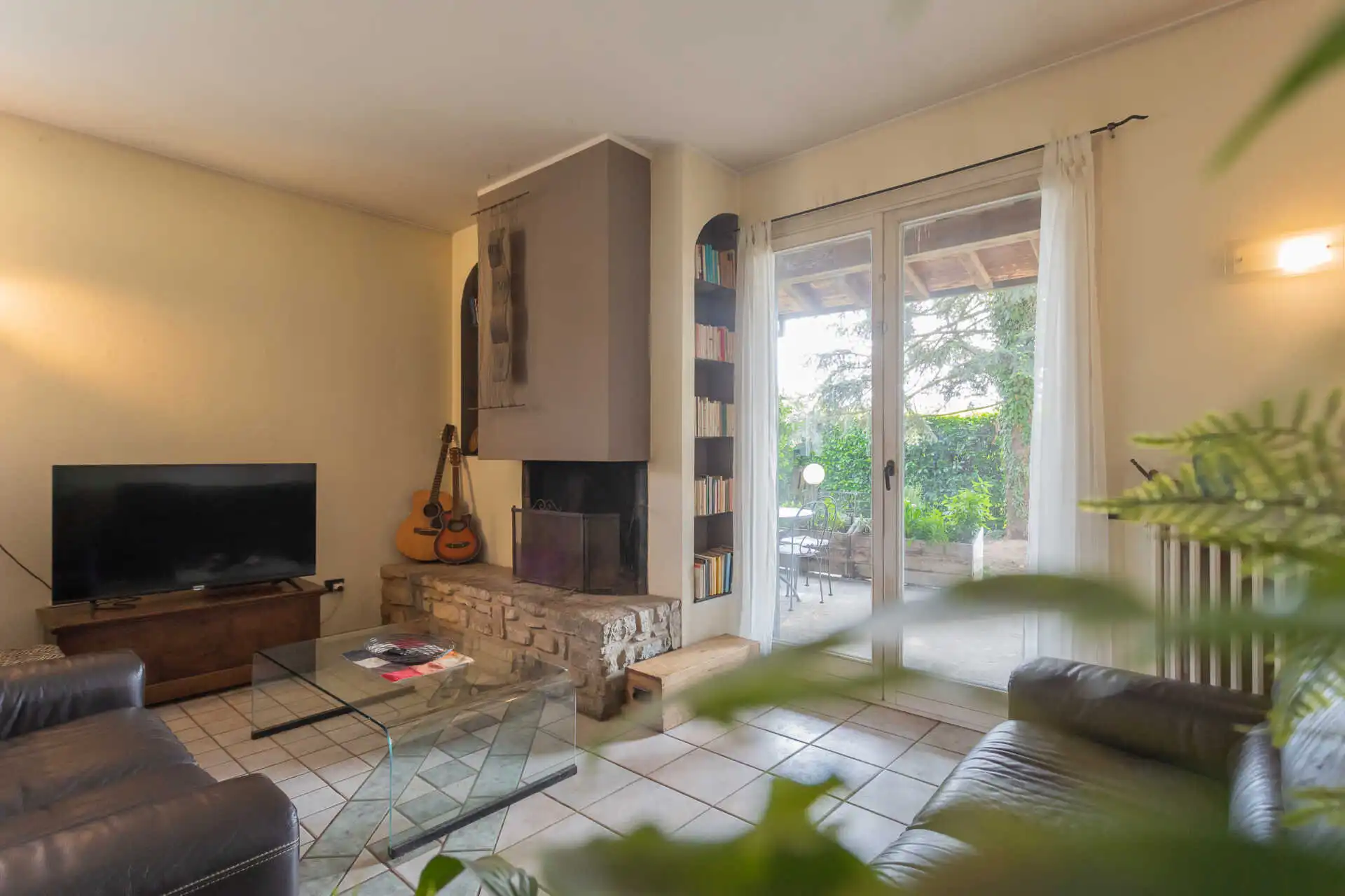 Triuggio villa singola con due appartamenti (22)