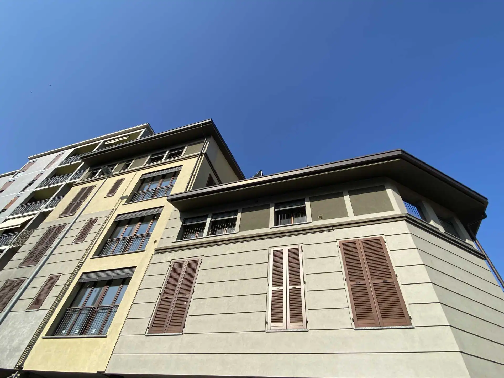 palazzina-in-vendita-a-lissone-immobiliare-milano-brianza-casaestyle (3)