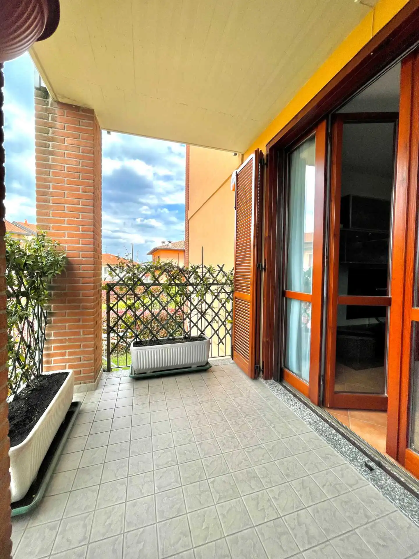 Appartamento in vendita a Busnago con terrazzo (10)