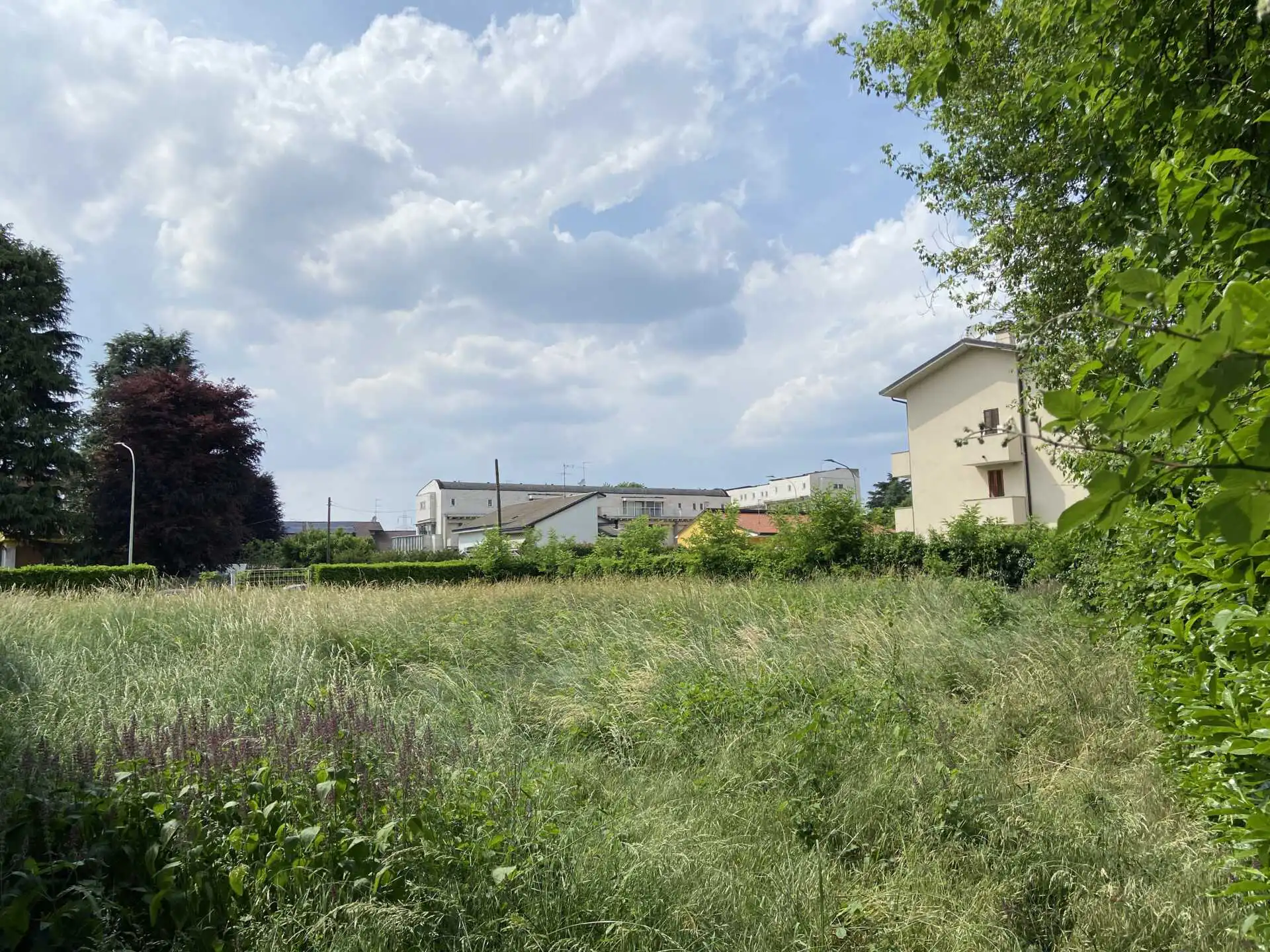 Terreno edificabile in vendita in Brianza a Cornate d'Adda (1)
