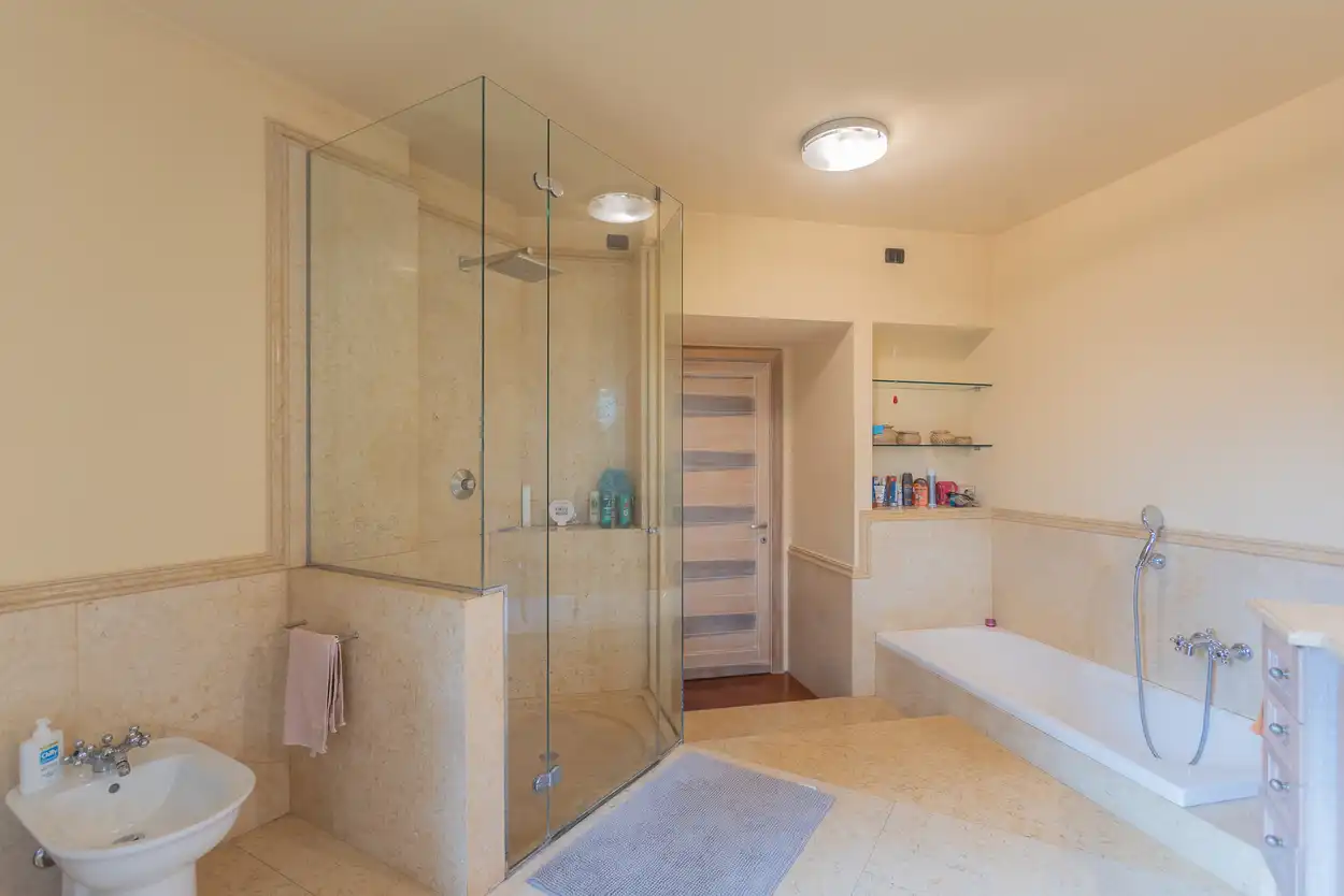 Villa singola in vendita a Merate con piscina (27)