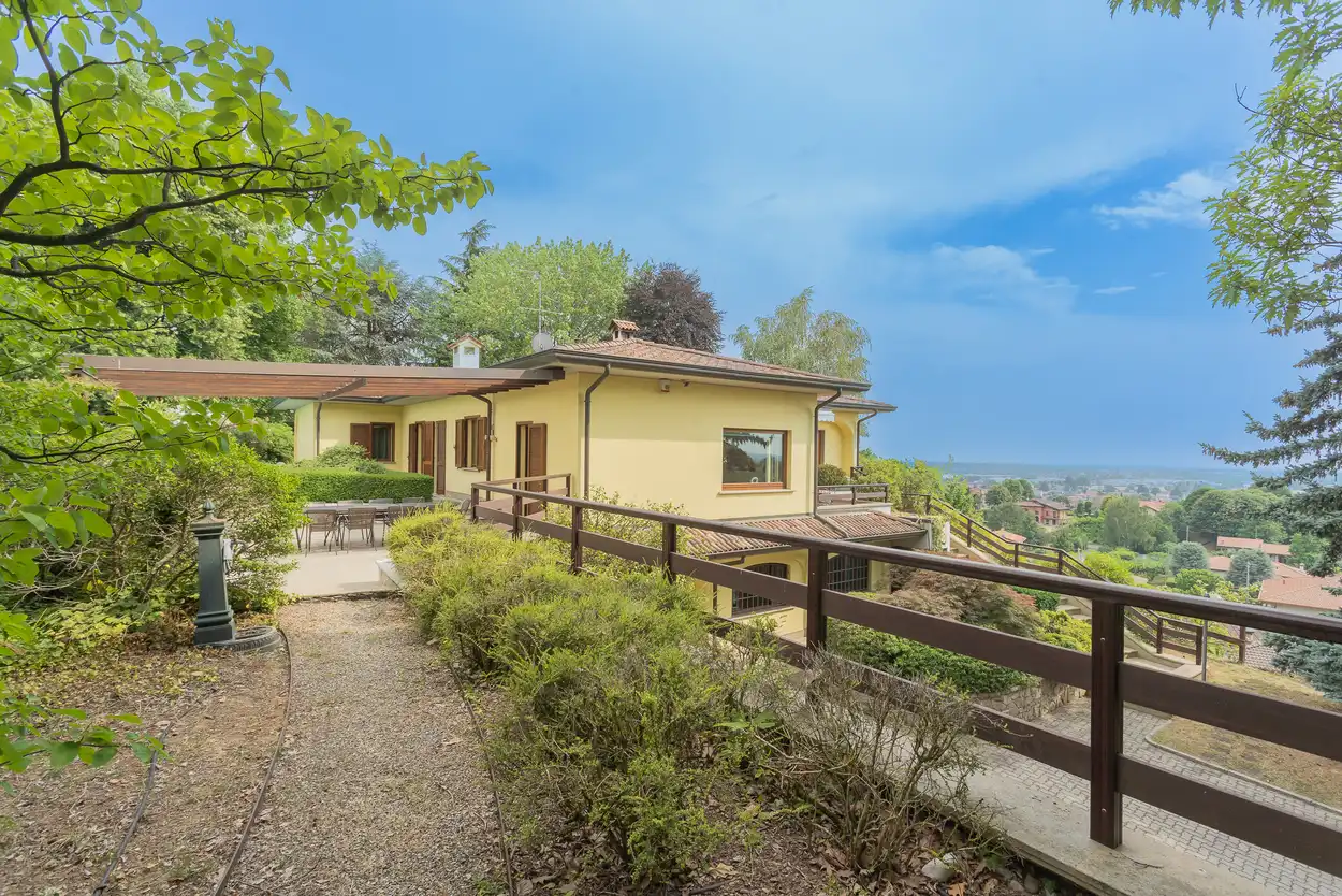 Villa singola in vendita a Merate con piscina (60)