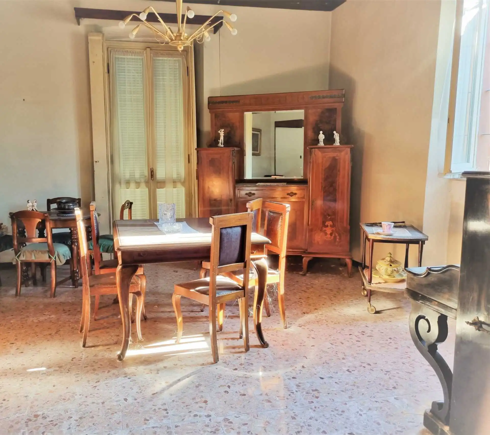 Villa singola in vendita con due appartamenti cornate d'adda (32)