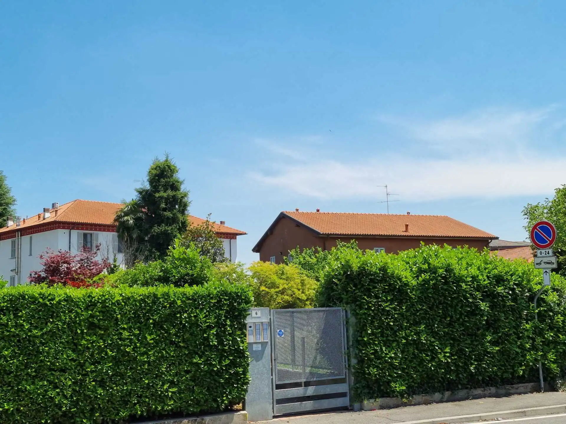 Villa singola in vendita con due appartamenti cornate d'adda (34)