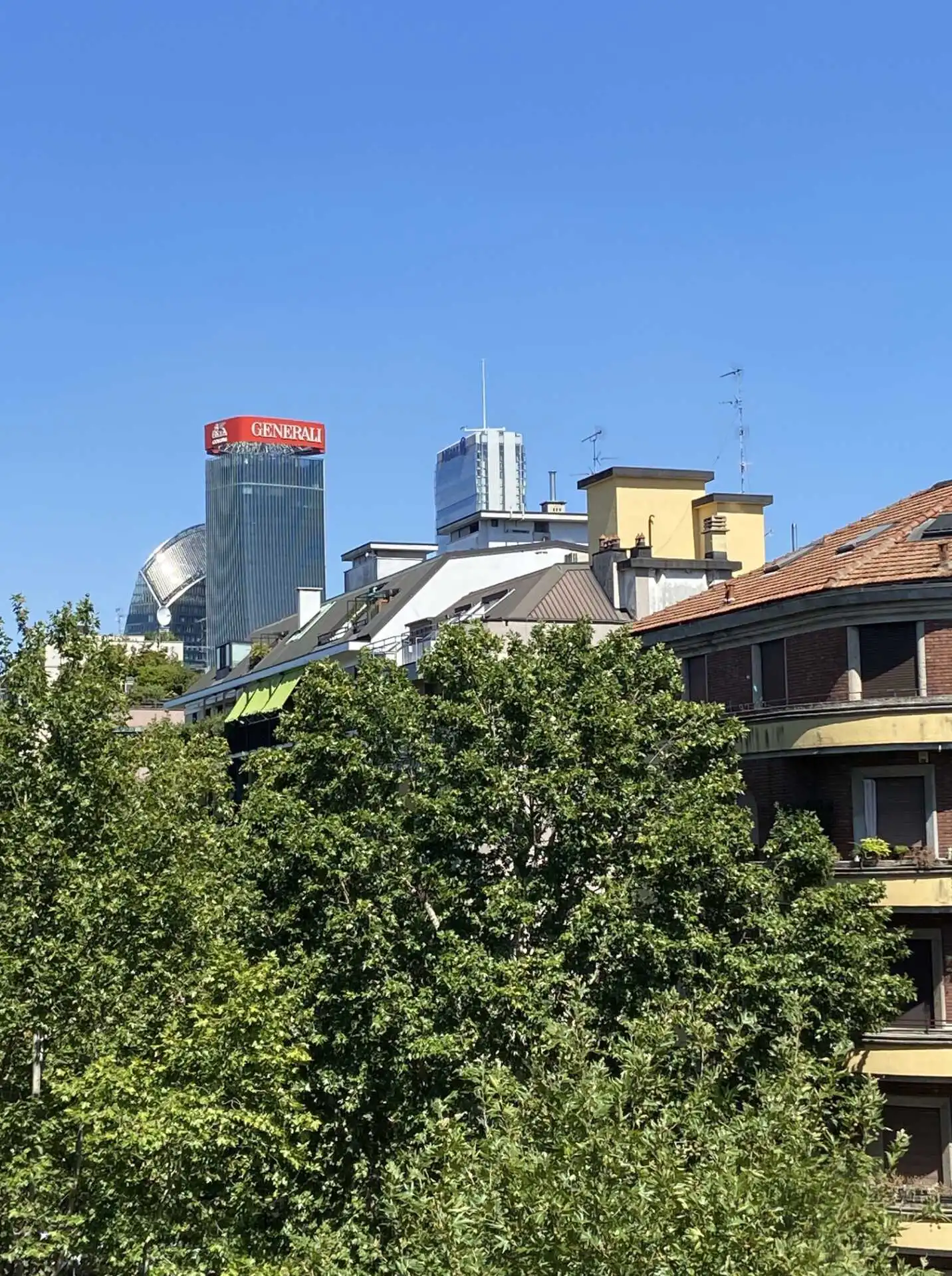 Milano appartamento ultimo piano in vendita (7)
