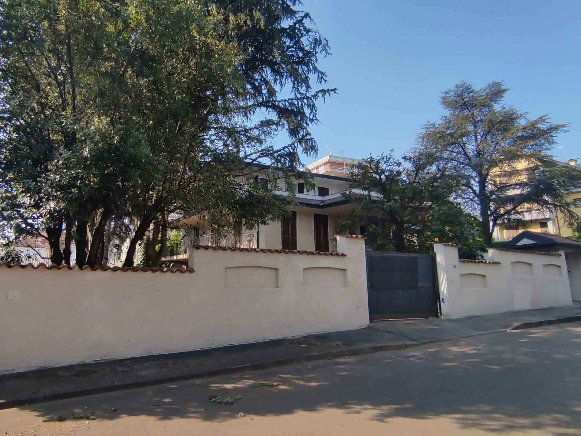 Villa bifamiliare in vendita a Castellanza