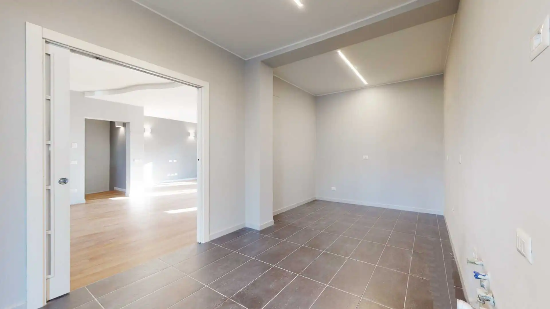 Villa bifamiliare in vendita a Castellanza (24)