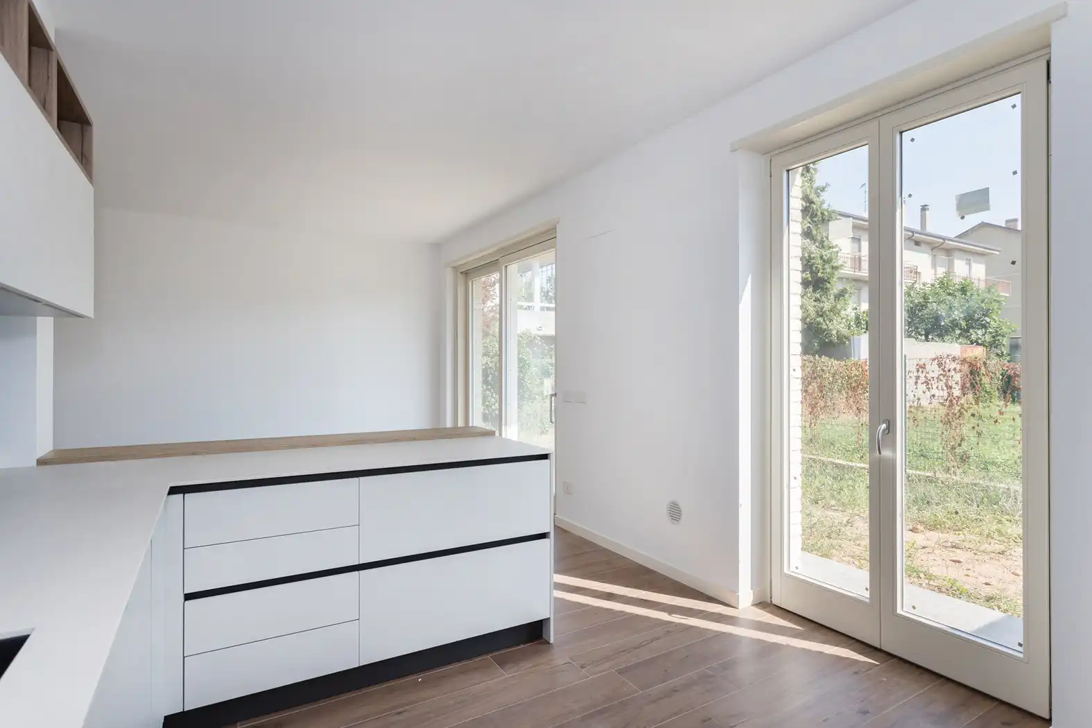Villa nuova in vendita a Cornate d'Adda con due appartamenti (34)