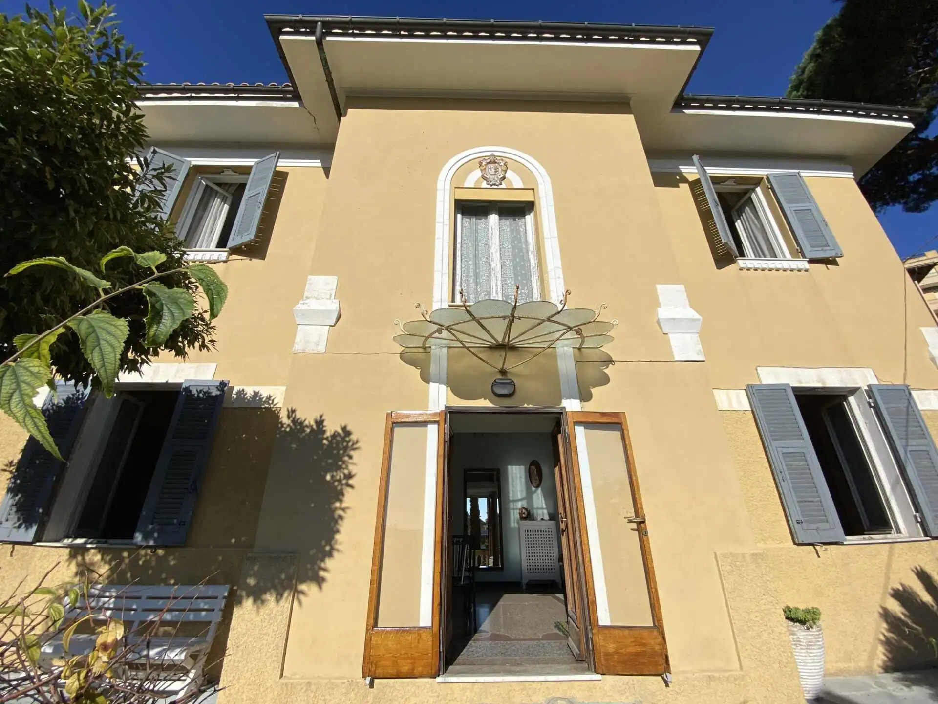 Villa in vendita a Rapallo con box e giardino (26)