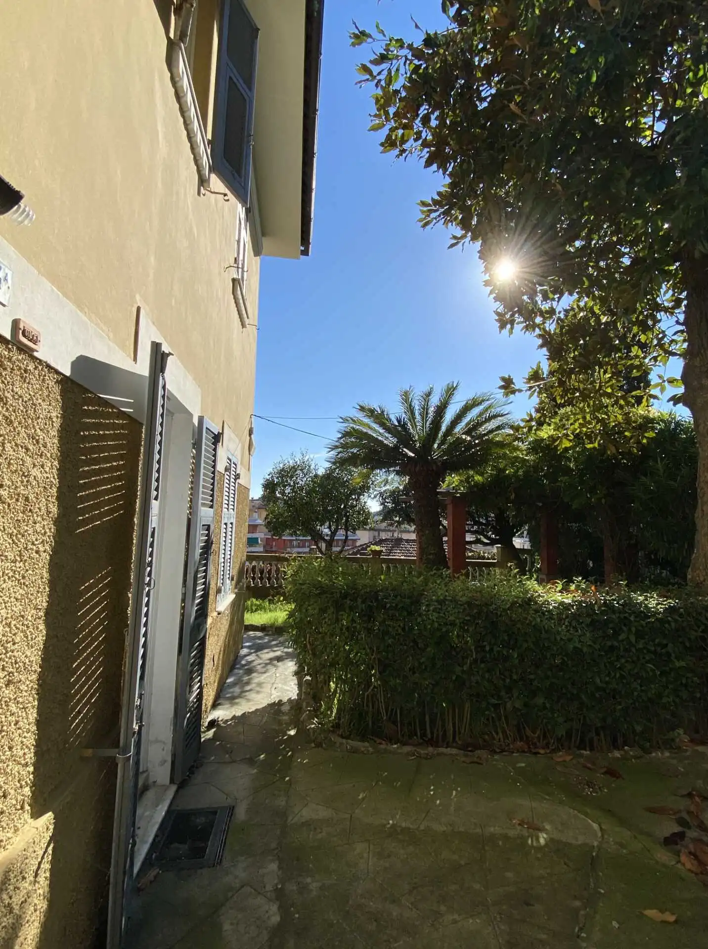Villa in vendita a Rapallo con box e giardino (30)