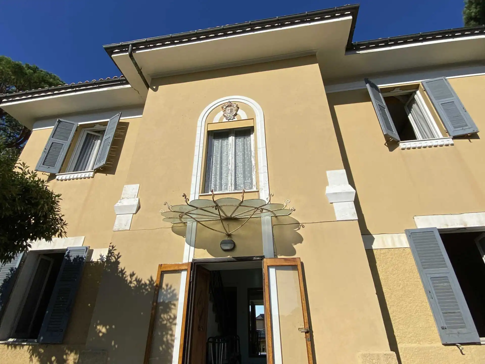 Villa in vendita a Rapallo con box e giardino (33)