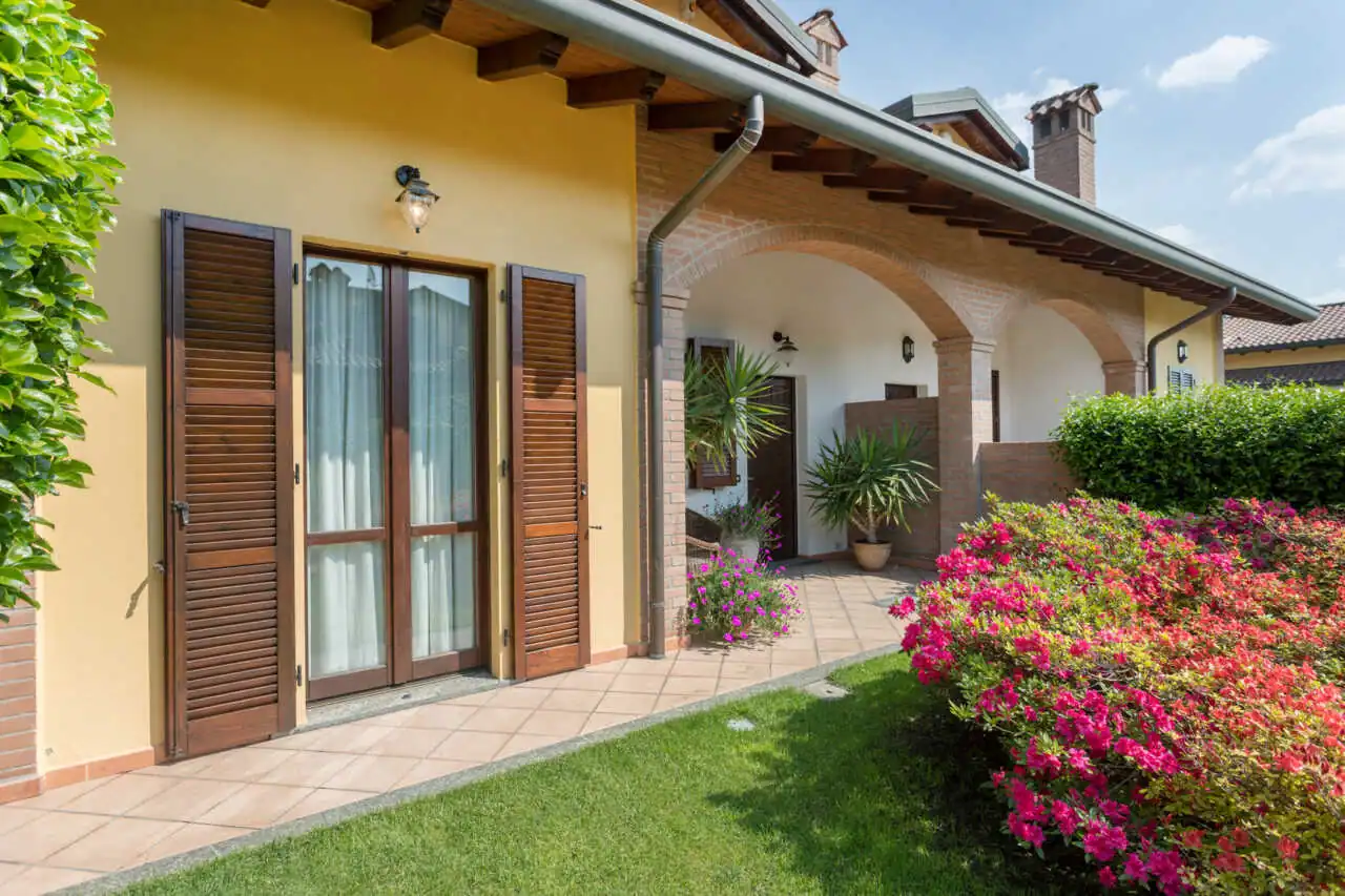 Villa in vendita a Roncello (1)