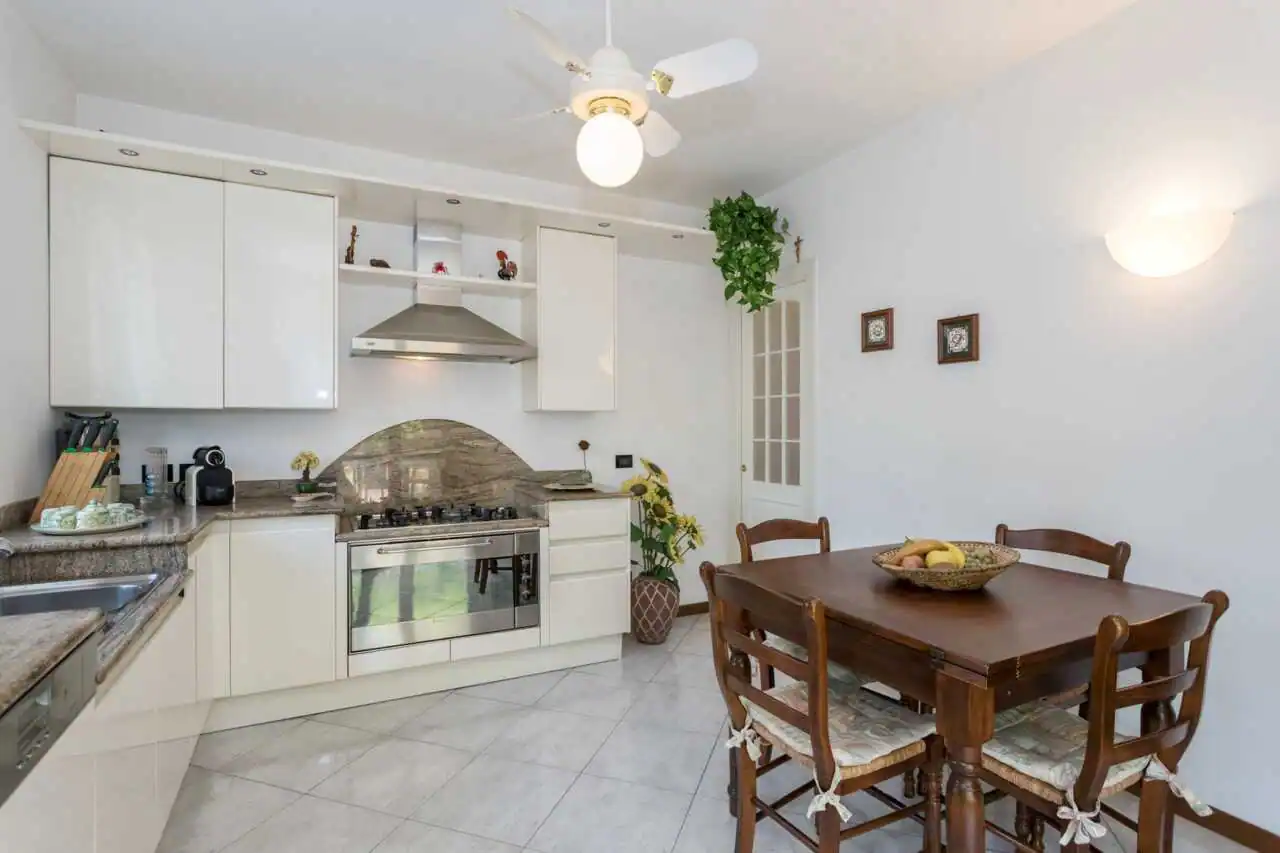 Villa in vendita a Roncello (18)