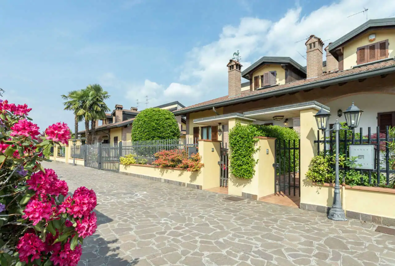 Villa in vendita a Roncello (5)