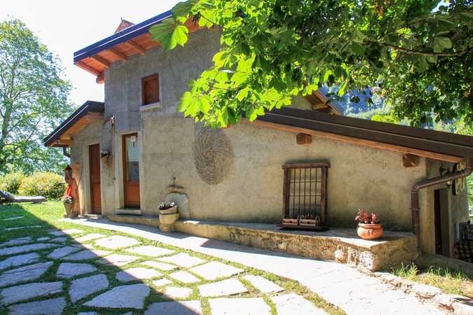 villa-con-terreno-in-vendita-in-valsassina-pasturo-lecco-lombardia-CASA&STYLE-AGENZIA-IMMOBILIARE-MILANO-BRIANZA (11)