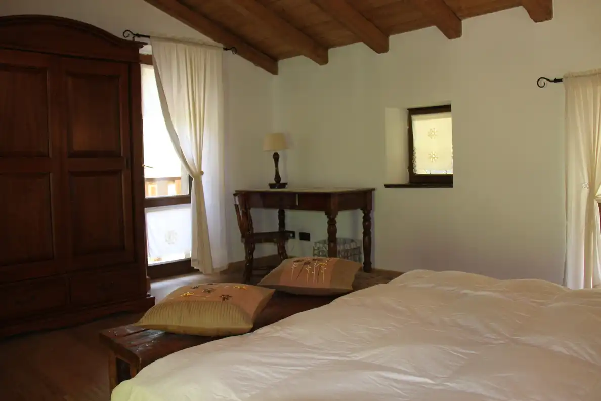villa-con-terreno-in-vendita-in-valsassina-pasturo-lecco-lombardia-CASA&STYLE-AGENZIA-IMMOBILIARE-MILANO-BRIANZA (37)