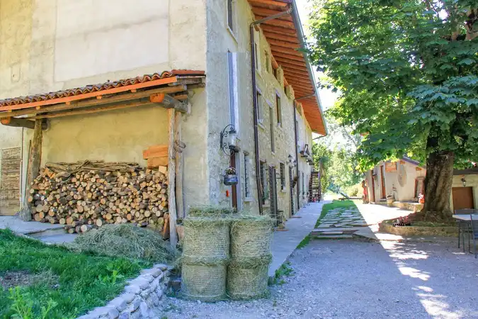 villa-con-terreno-in-vendita-in-valsassina-pasturo-lecco-lombardia-CASA&STYLE-AGENZIA-IMMOBILIARE-MILANO-BRIANZA (5)