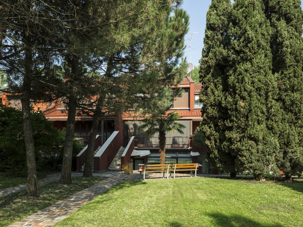 villa-in-vendita-a-basiglio-milano-3-casa&style-immobiliare-milano-e-brianza (13)