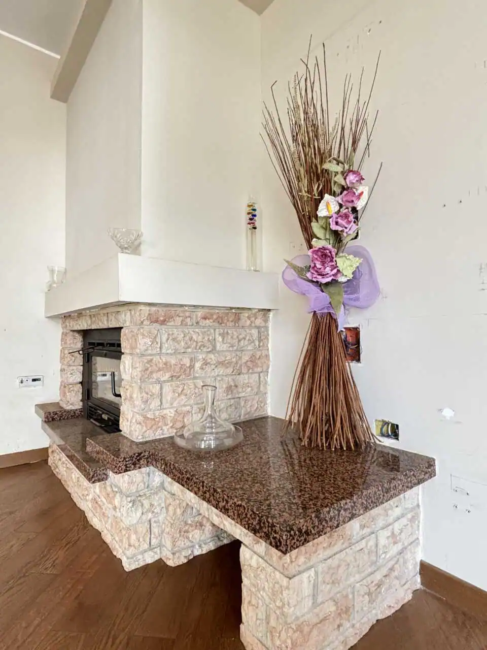 villa-in-vendita-a-camparada-con-2-appartamenti-4-locali (6)