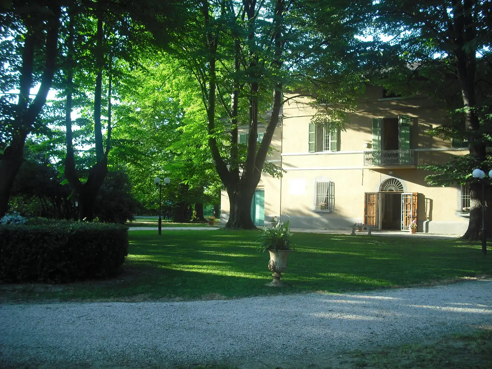 Villa d'epoca singola in vendita a Forlì (1)
