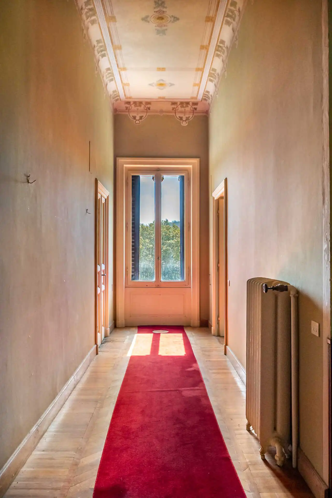 Villa in stile Castello neo-mediovale Arezzo Toscana (13)