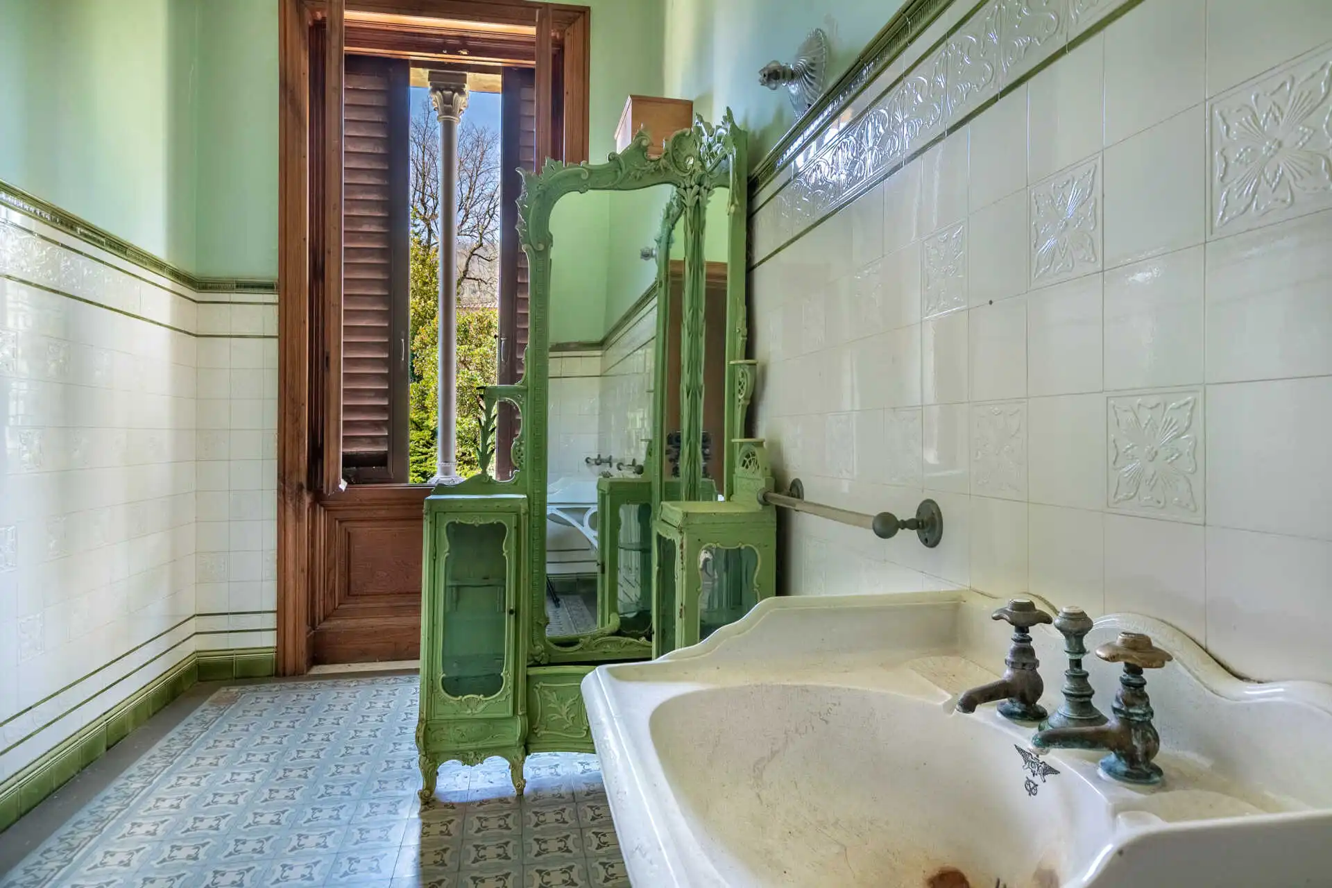 Villa in stile Castello neo-mediovale Arezzo Toscana (15)