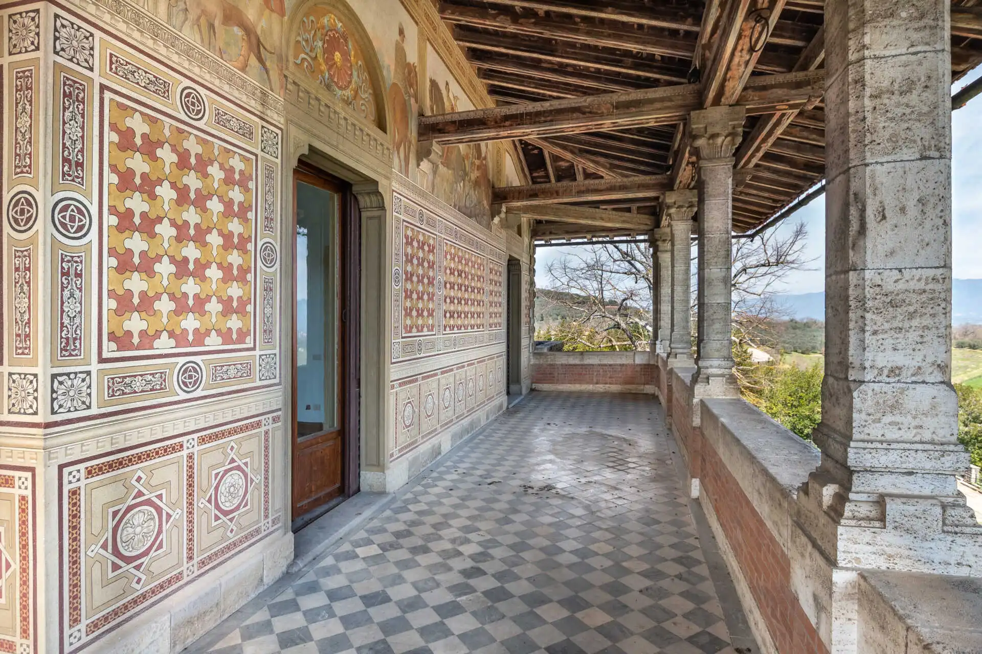 Villa in stile Castello neo-mediovale Arezzo Toscana (26)