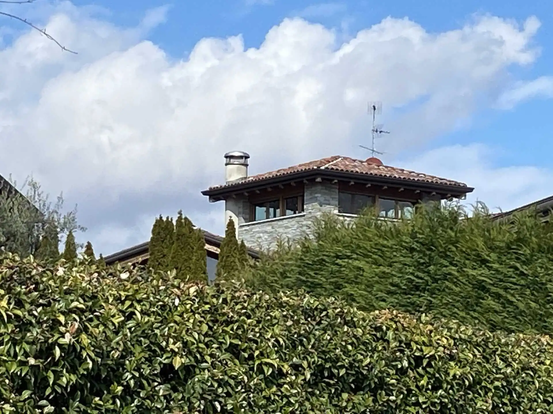 Villa singola con giardino in vendita a Merate (13)